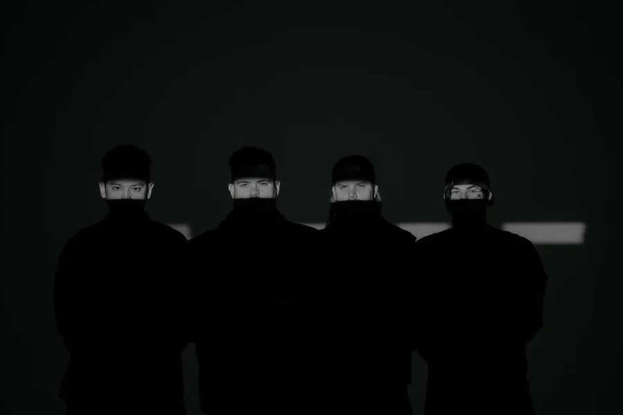 We Set Signals